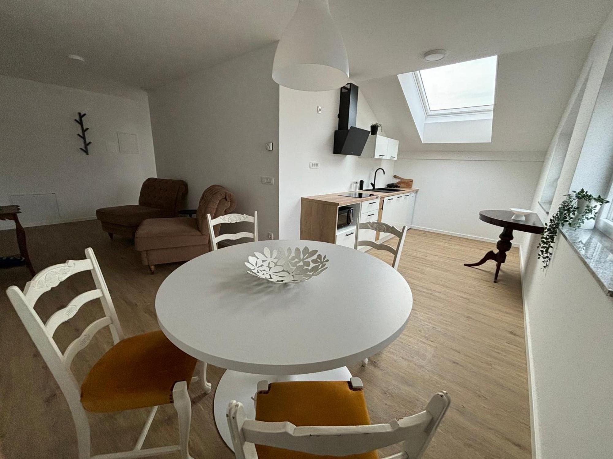 Apartmaji Cepon Ljubljana Exterior foto